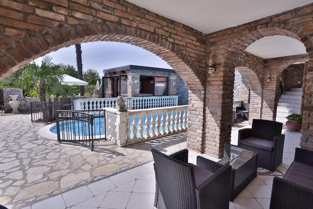 Casa Oasa -Accommodation , Pizzeria & Bar Marezige Εξωτερικό φωτογραφία