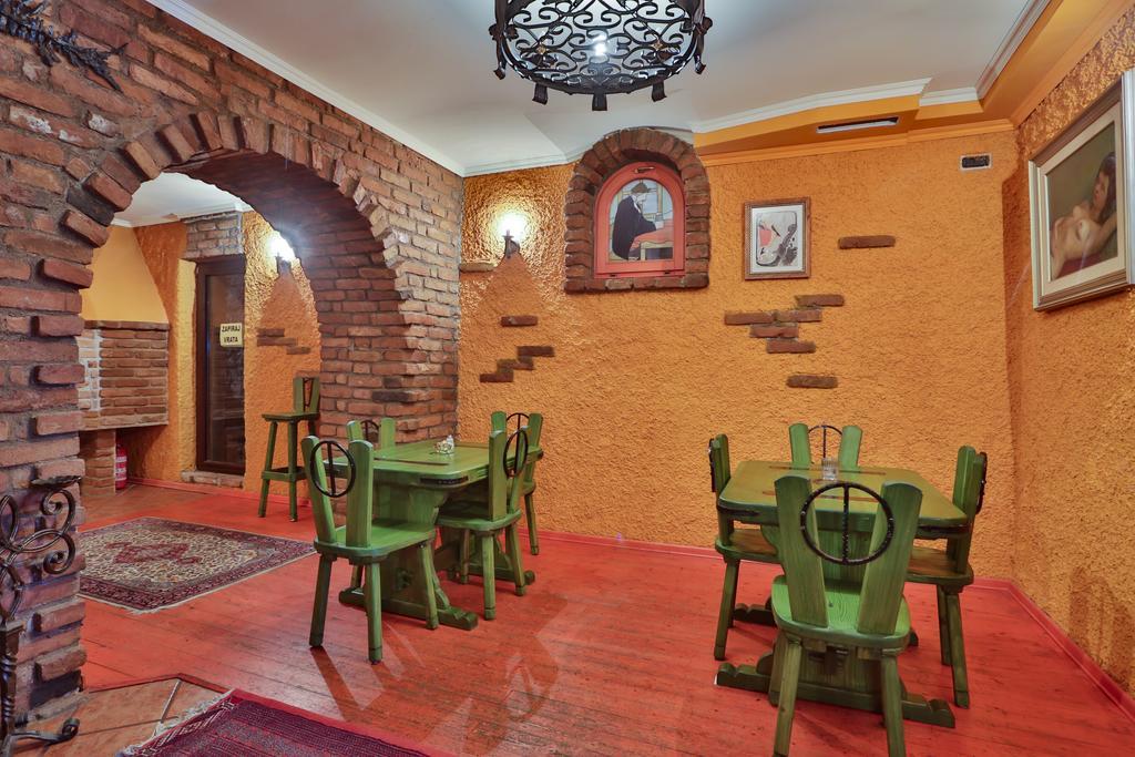 Casa Oasa -Accommodation , Pizzeria & Bar Marezige Εξωτερικό φωτογραφία