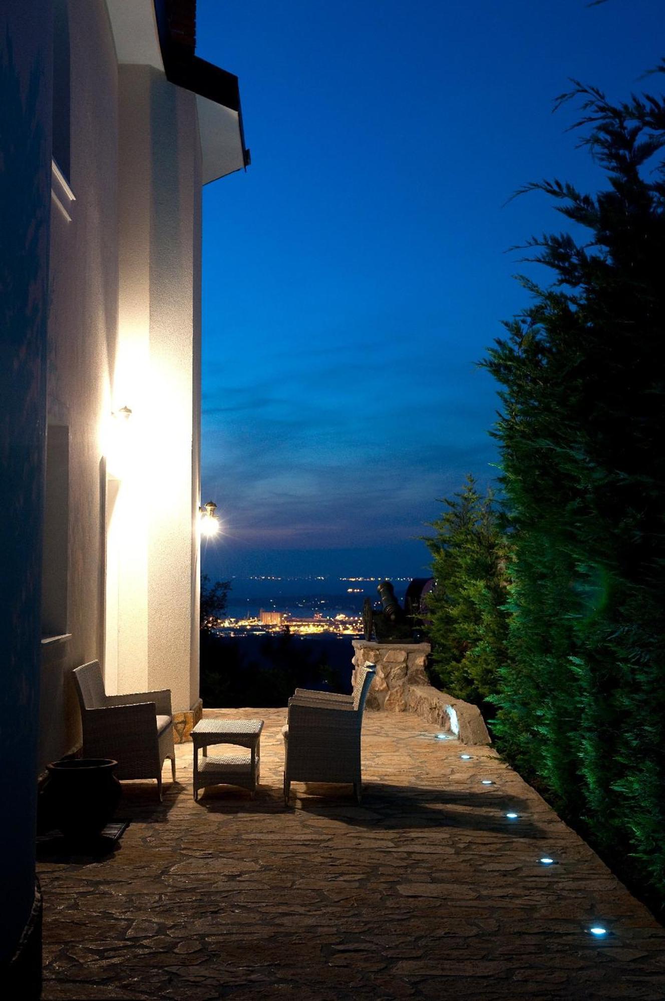 Casa Oasa -Accommodation , Pizzeria & Bar Marezige Εξωτερικό φωτογραφία