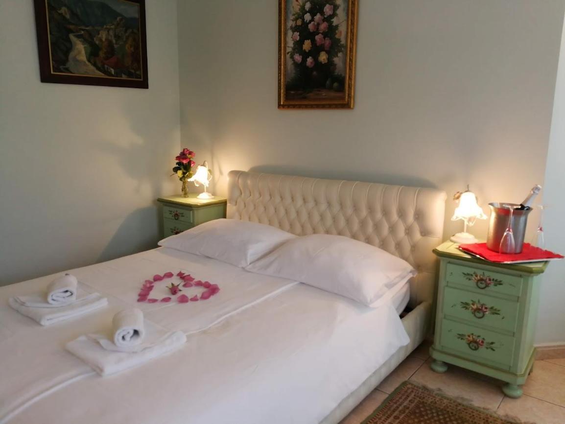 Casa Oasa -Accommodation , Pizzeria & Bar Marezige Εξωτερικό φωτογραφία